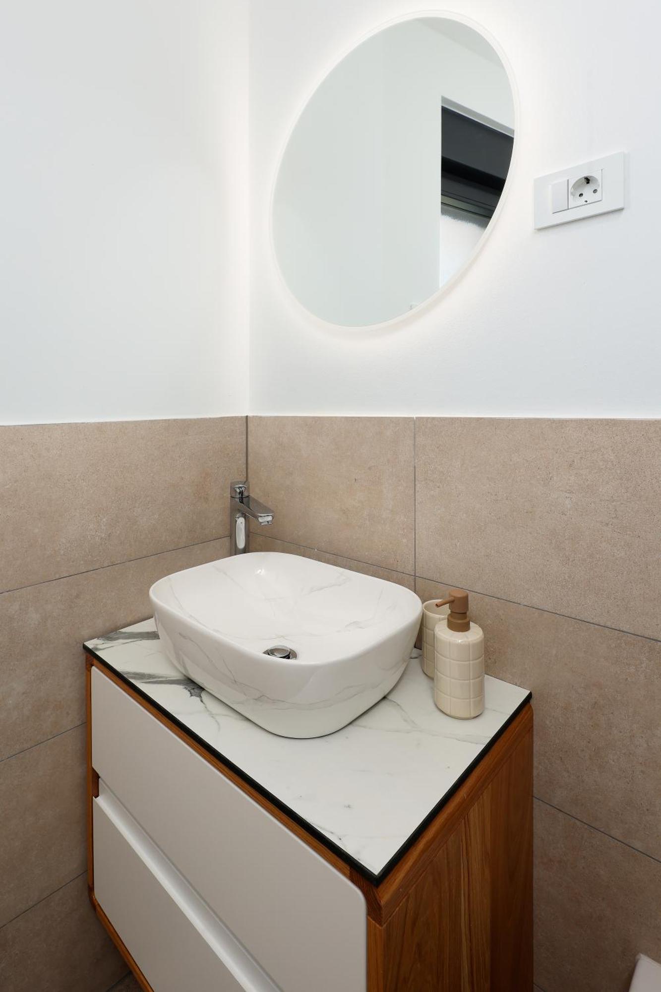 Apartment Anni-Free Parking&Evcharger-24H Self Check-In Opric Экстерьер фото