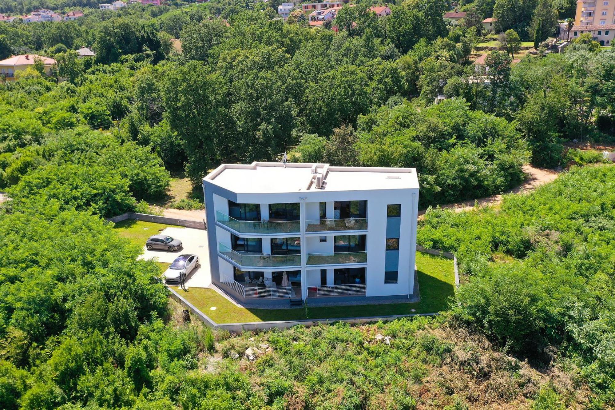 Apartment Anni-Free Parking&Evcharger-24H Self Check-In Opric Экстерьер фото